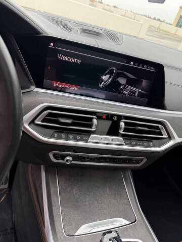 2019 BMW X7 xDrive50i