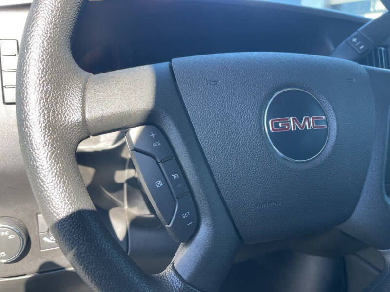 2023 GMC Savana 2500