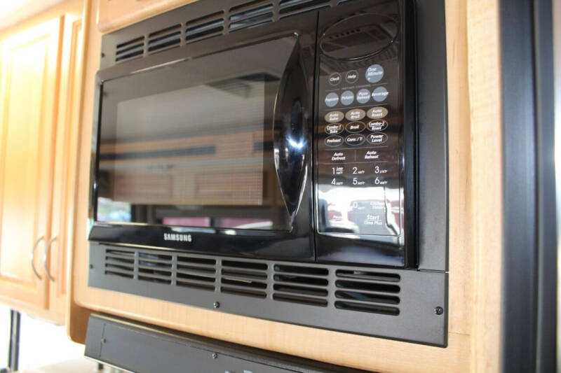 2006 Fleetwood RV Southwind 32VS