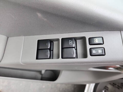 2012 Nissan Frontier SV V6