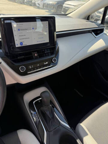 2024 Toyota Corolla LE