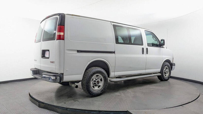 2018 GMC Savana 2500