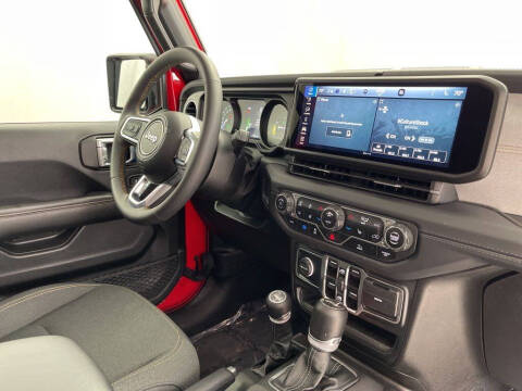 2024 Jeep Wrangler Sahara 4xe