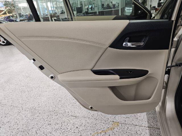 2016 Honda Accord EX-L w/Navi w/Honda Sensing