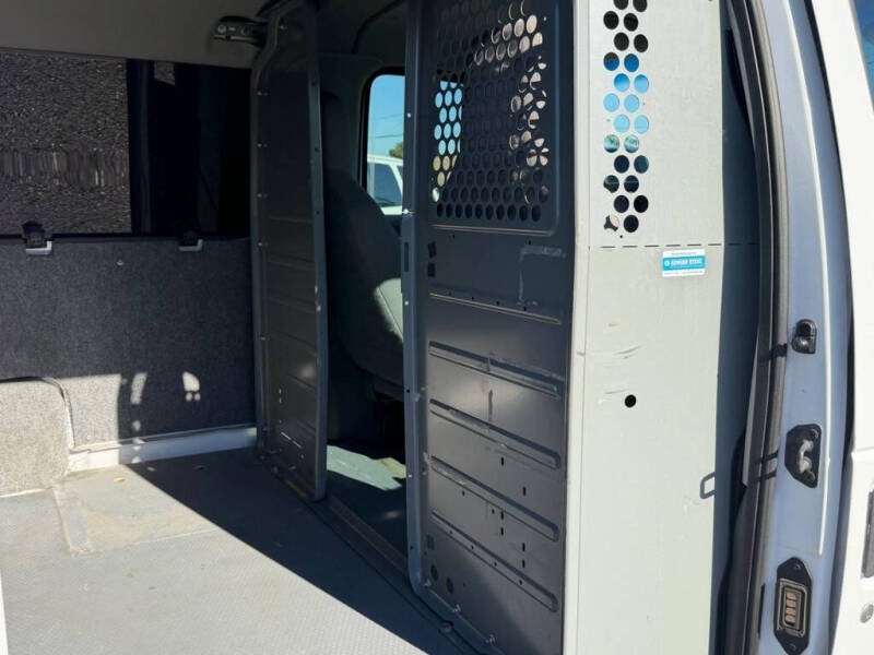 2014 Ford E-Series E-250