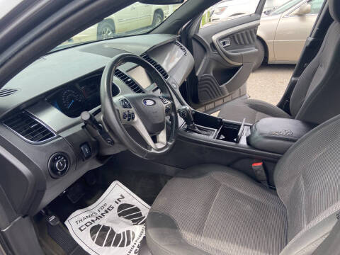 2014 Ford Taurus SEL