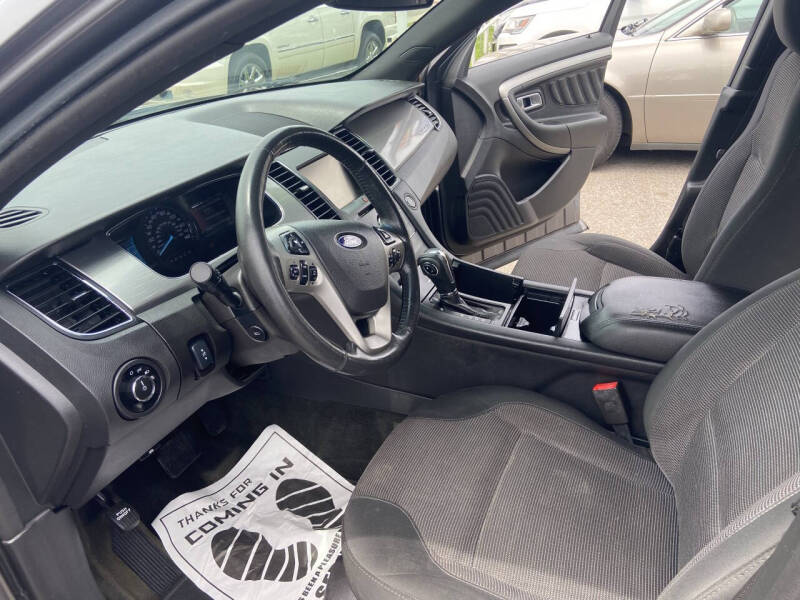 2014 Ford Taurus SEL