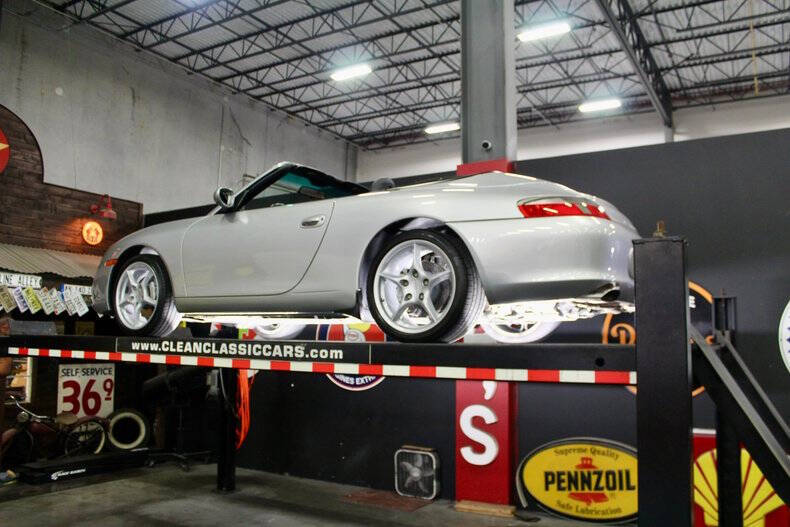2003 Porsche 911