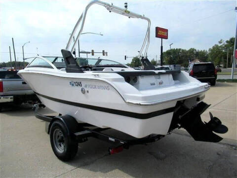 2016 Four Winns 190 Horizon