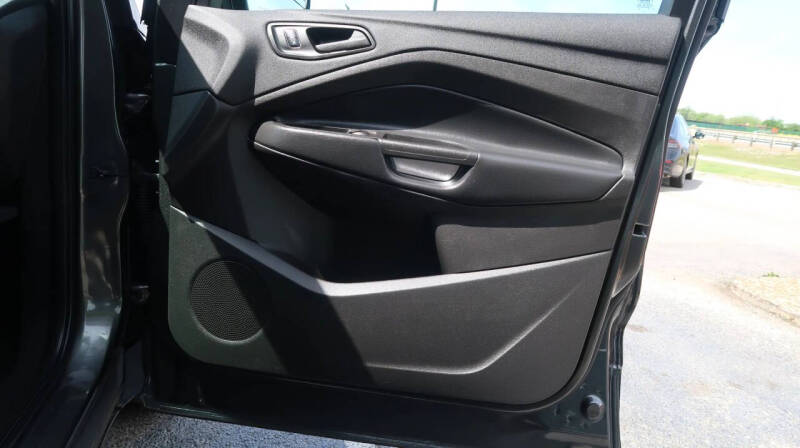 2019 Ford Escape S
