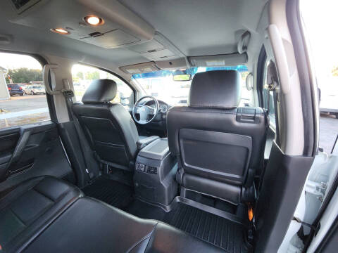 2011 Nissan Titan SL