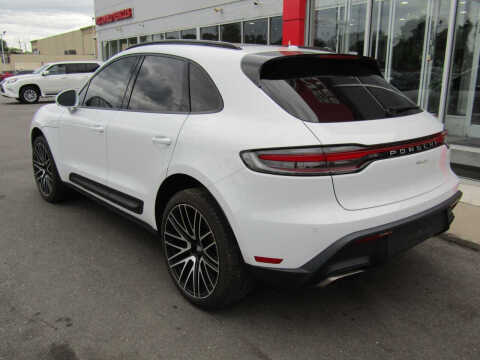 2022 Porsche Macan