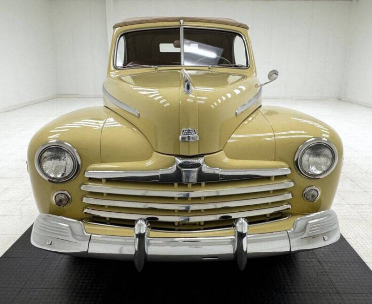 1947 Ford Super Deluxe