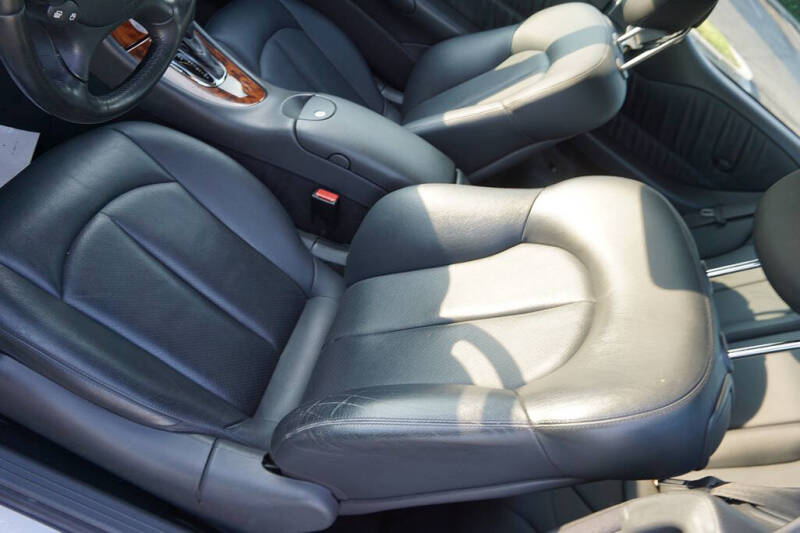 2005 Mercedes-Benz CLK CLK 320