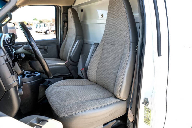 2020 Chevrolet Express 3500