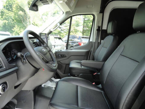 2025 Ford Transit 250