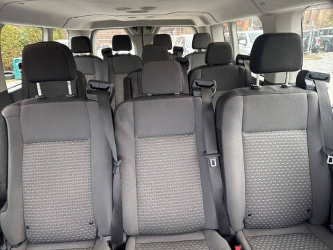 2023 Ford Transit 350 XLT