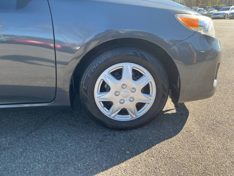 2011 Toyota Corolla LE