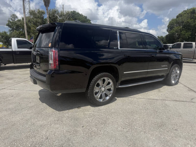 2017 GMC Yukon XL SLT