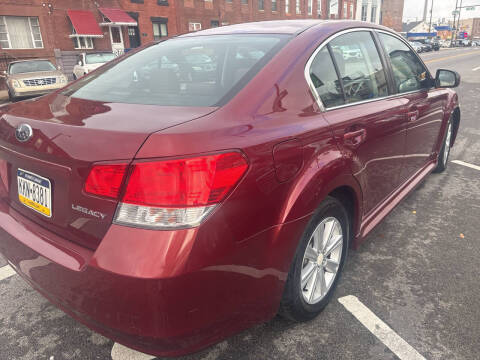 2010 Subaru Legacy 2.5i Premium