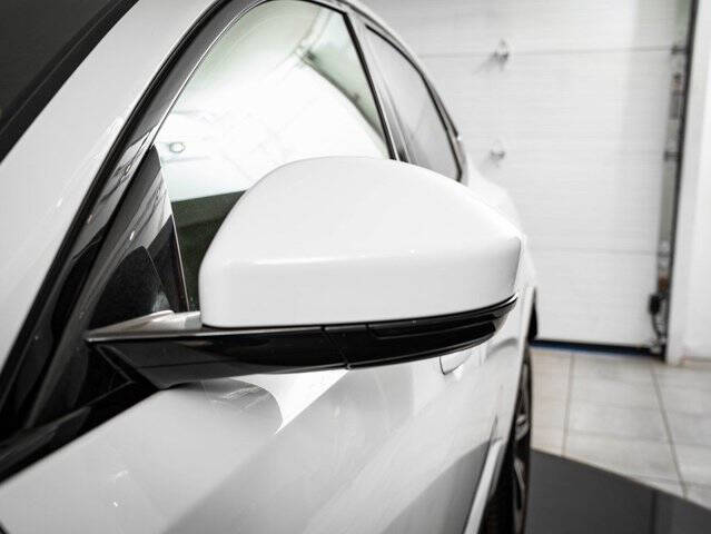 2022 Jaguar E-PACE P250 SE