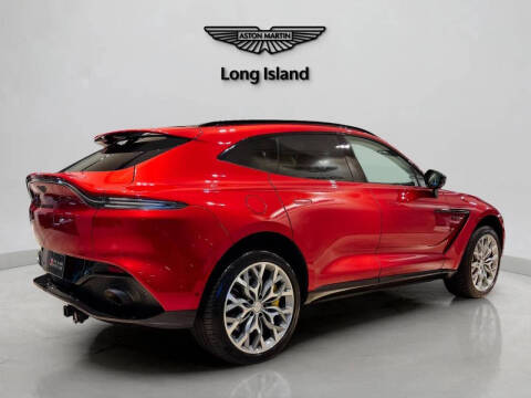 2021 Aston Martin DBX