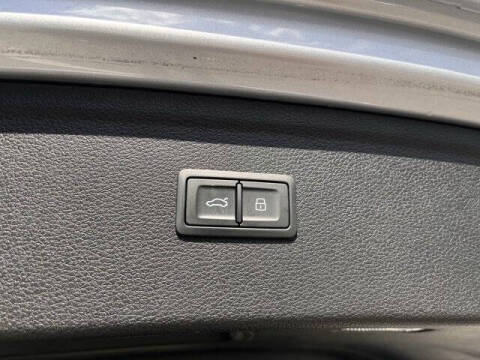 2022 Audi Q5 quattro S line Prem Plus 45 TFSI