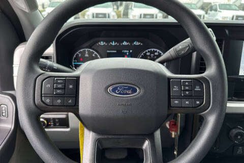 2025 Ford F-350 Super Duty XL