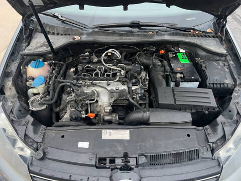 2012 Volkswagen Jetta SportWagen TDI