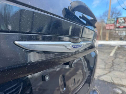 2020 Chrysler Voyager LXi