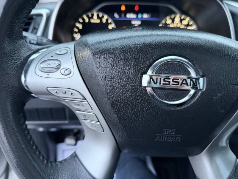 2017 Nissan Murano SV