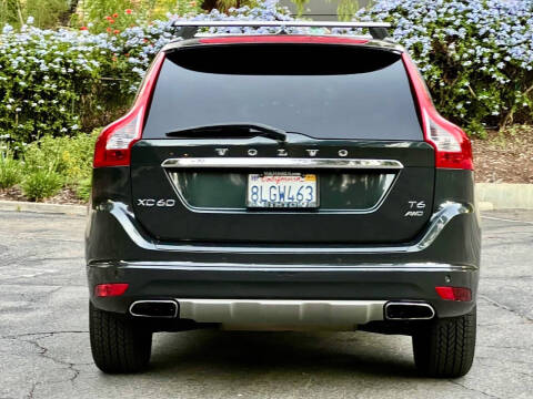 2016 Volvo XC60 T6 Drive-E