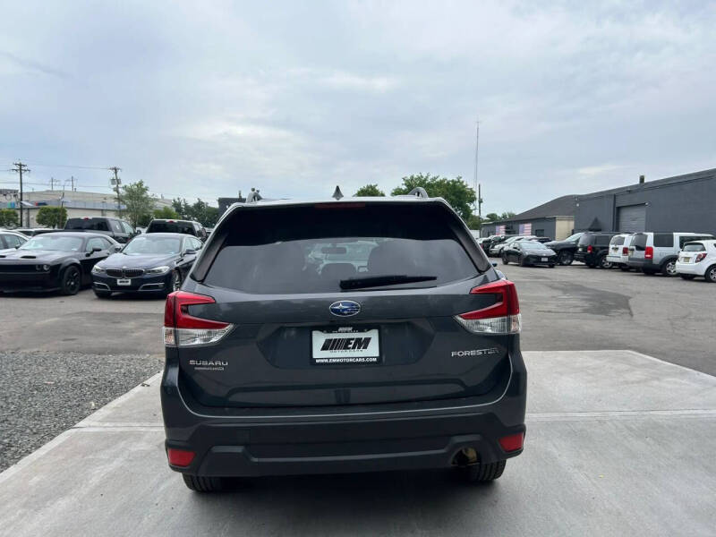 2022 Subaru Forester Premium