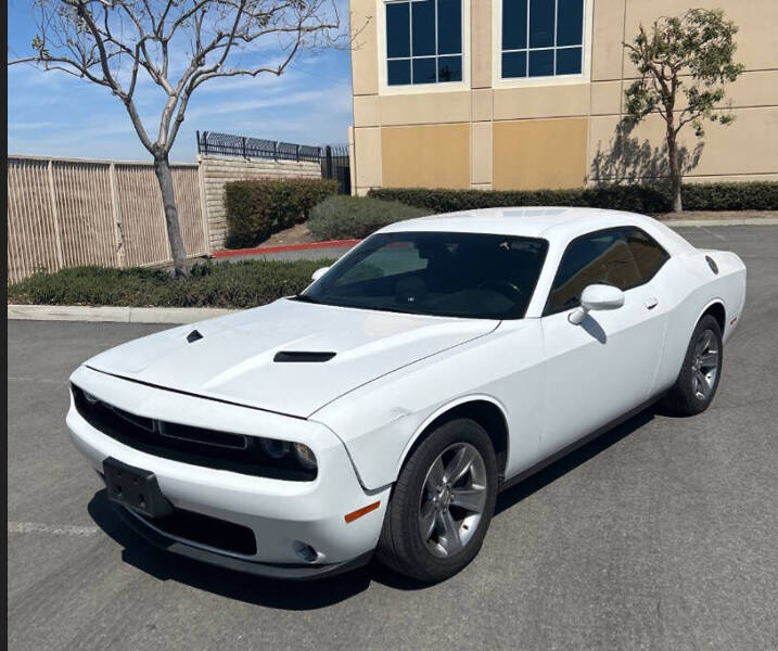 2015 Dodge Challenger SXT