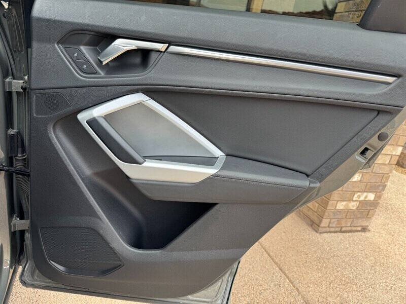 2021 Audi Q3 quattro S line Prem Plus 45 TFSI