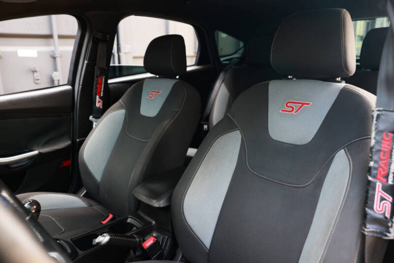 2017 Ford Focus ST