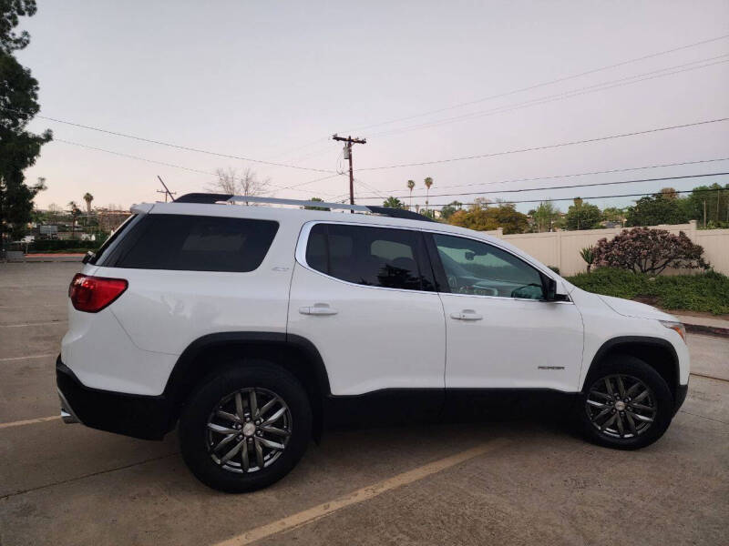 2017 GMC Acadia SLT-1