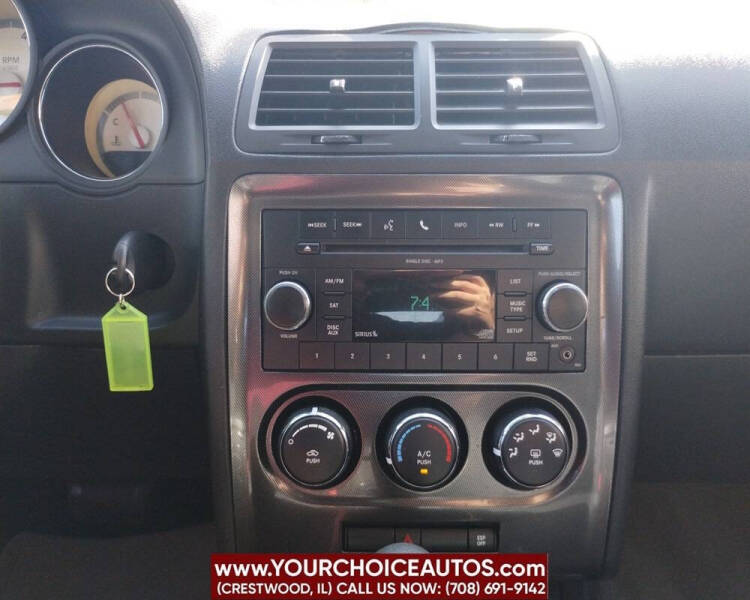 2010 Dodge Challenger SE