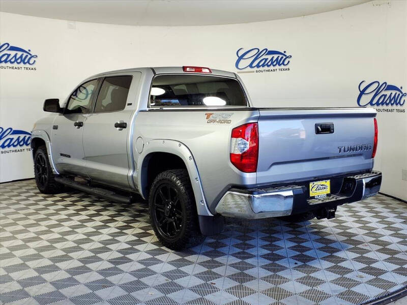 2019 Toyota Tundra SR5