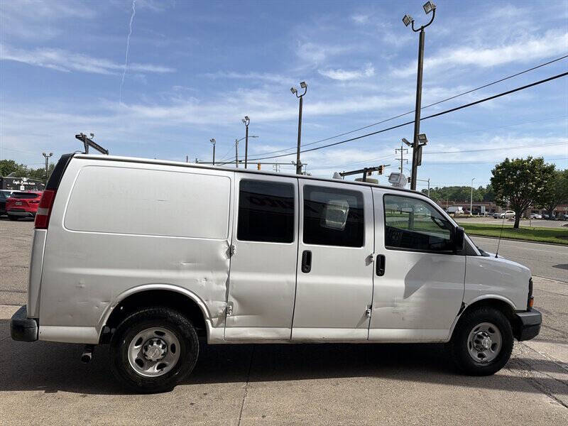 2017 Chevrolet Express 2500
