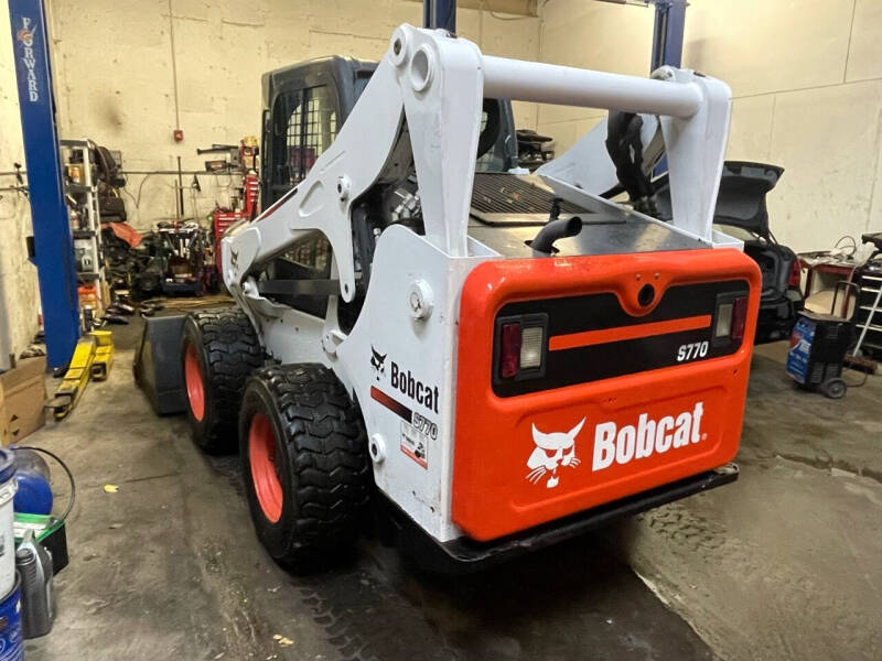 2011 Bobcat S770