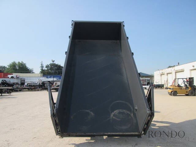 2026 Lamar Gooseneck Dump DL831627