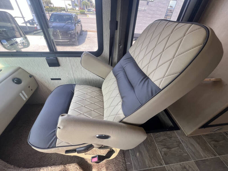 2016 Newmar BAYSTAR SPORT