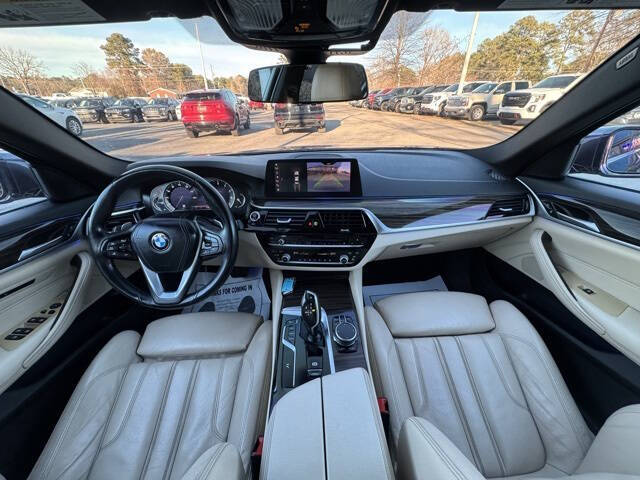 2019 BMW 5 Series 540i