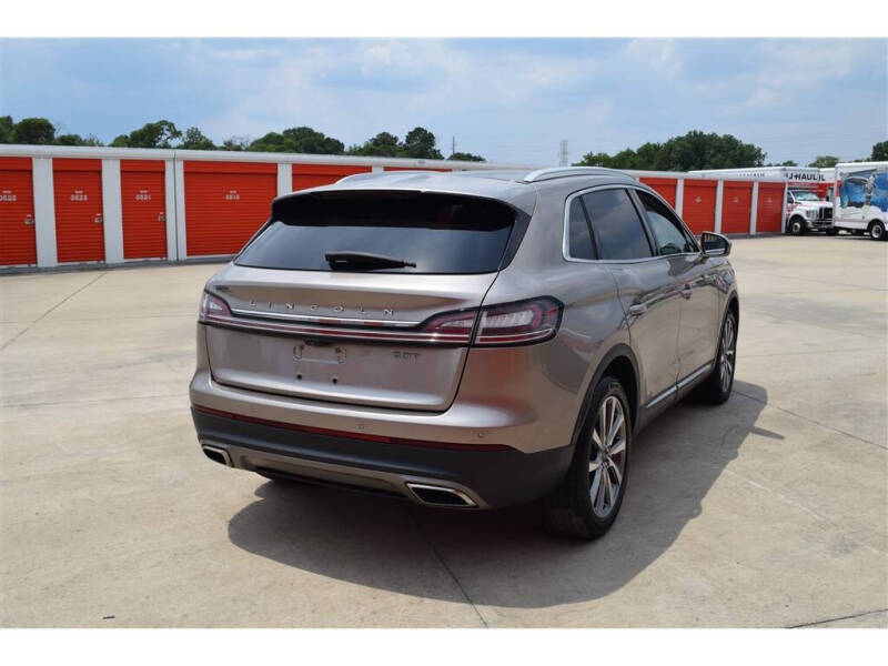 2019 Lincoln Nautilus Select
