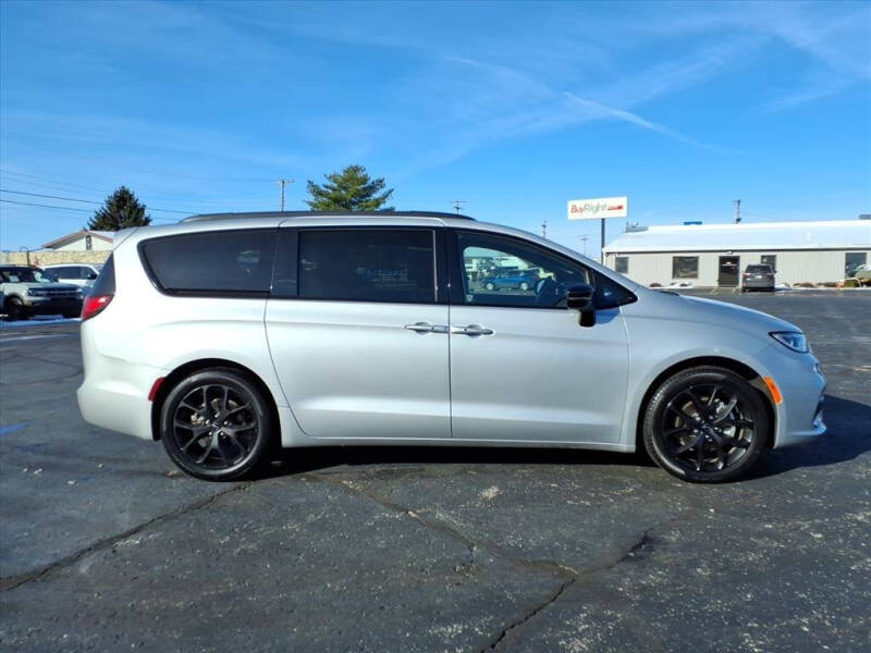 2024 Chrysler Pacifica Limited