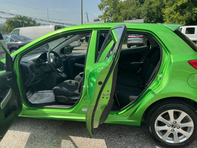 2013 Mazda MAZDA2 Touring
