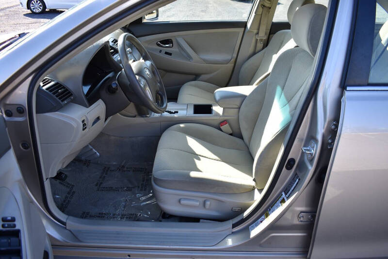 2009 Toyota Camry LE