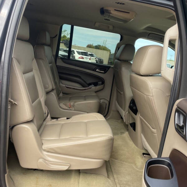 2016 Chevrolet Suburban LT