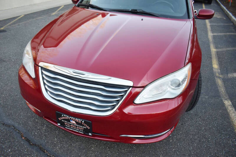 2012 Chrysler 200 Touring